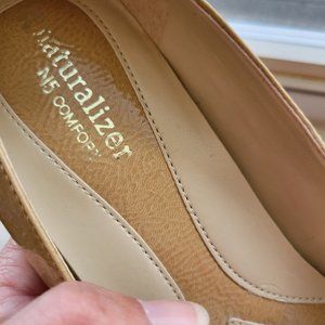 Naturlizer Pumps